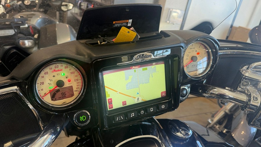 2019 Indian Roadmaster Indian - Color Option