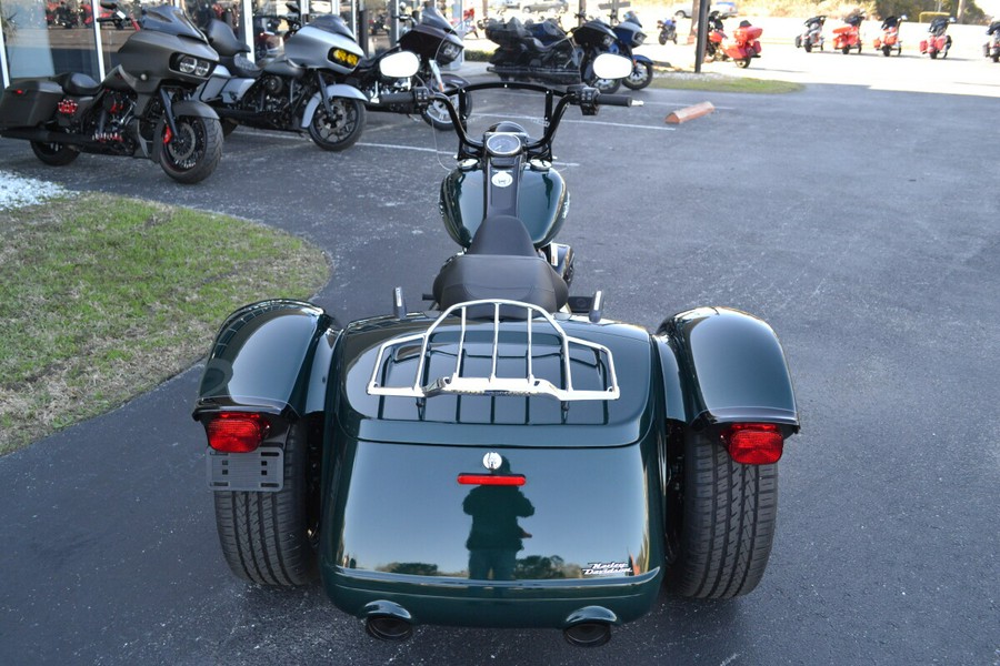 2024 Harley-Davidson® Freewheeler® Alpine Green / Vivid Black - FLRT
