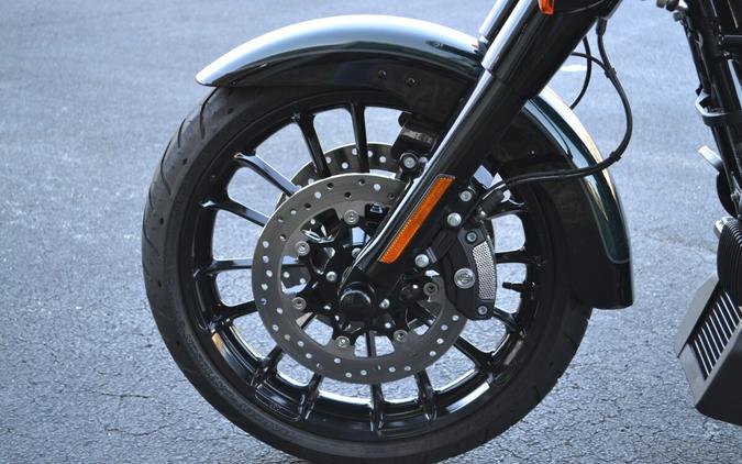 2024 Harley-Davidson® Freewheeler® Alpine Green / Vivid Black - FLRT