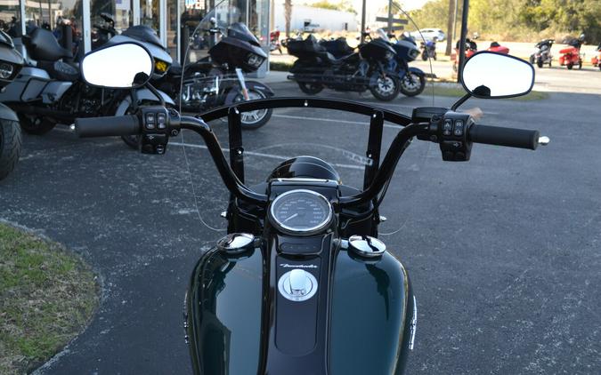 2024 Harley-Davidson® Freewheeler® Alpine Green / Vivid Black - FLRT