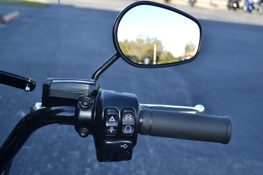 2024 Harley-Davidson® Freewheeler® Alpine Green / Vivid Black - FLRT