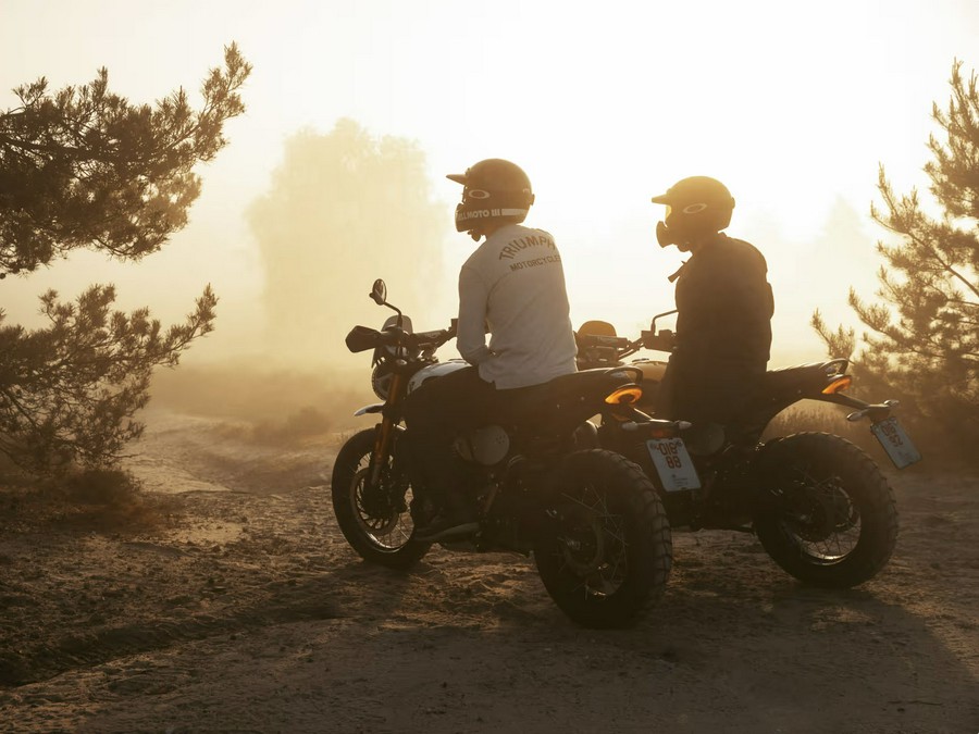 2026 Triumph Scrambler 400 XC