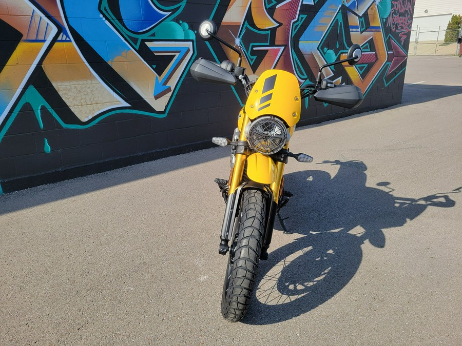 2026 Triumph Scrambler 400 XC