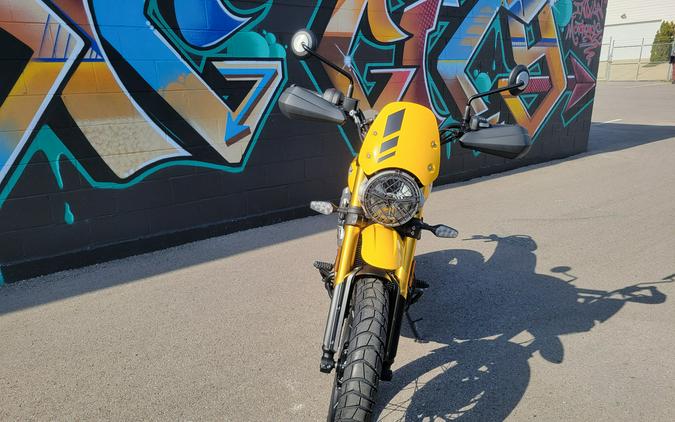 2026 Triumph Scrambler 400 XC
