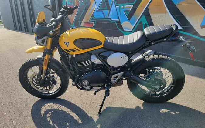 2026 Triumph Scrambler 400 XC
