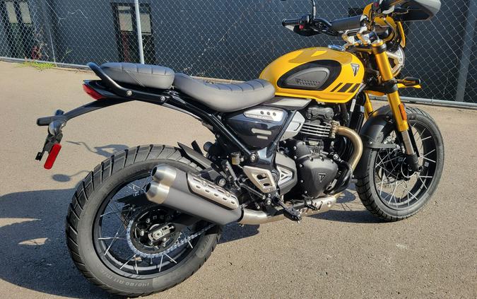 2026 Triumph Scrambler 400 XC