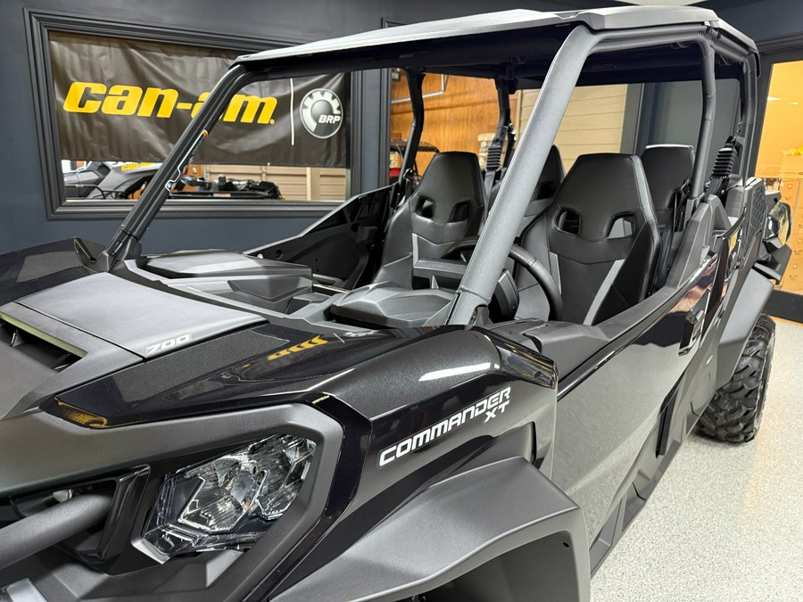 2026 Can-Am Commander MAX XT 700