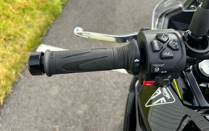 2025 Triumph Tiger 800 Sport