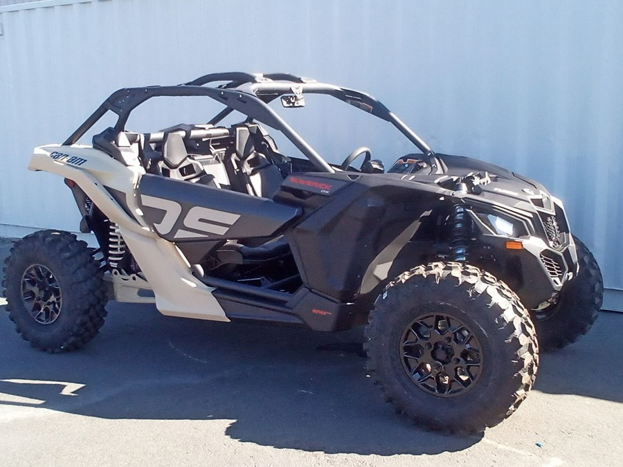 2023 Can-Am® Maverick X3 DS Turbo Desert Tan & Carbon Black