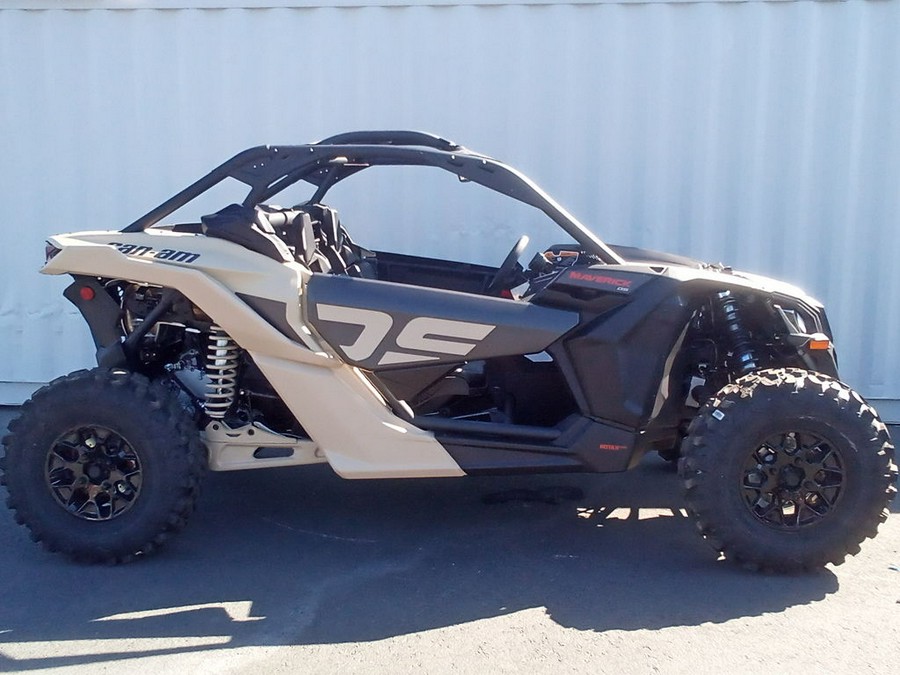 2023 Can-Am® Maverick X3 DS Turbo Desert Tan & Carbon Black