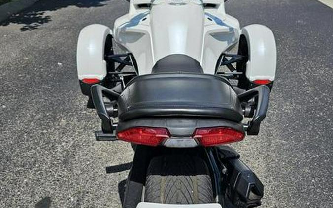 2015 Can-Am® Spyder® F3 6-Speed Manual (SM6)