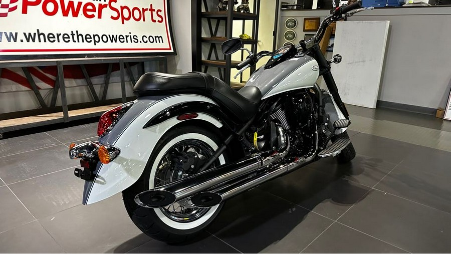 2024 Kawasaki Vulcan® 900 Classic