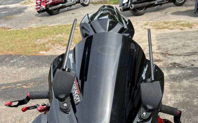 2014 Suzuki GSX-R1000 SPORT BIKE
