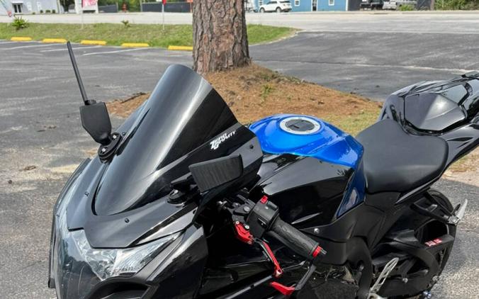 2014 Suzuki GSX-R1000 SPORT BIKE
