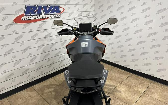 2024 KTM 1290 Super Duke GT