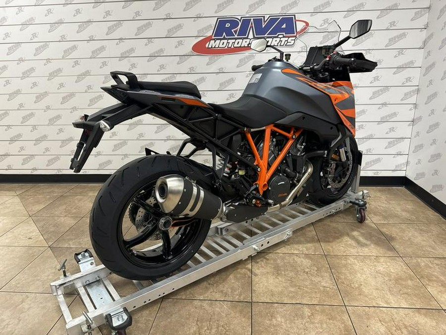 2024 KTM 1290 Super Duke GT