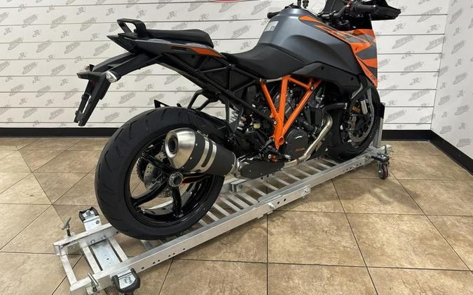 2024 KTM 1290 Super Duke GT