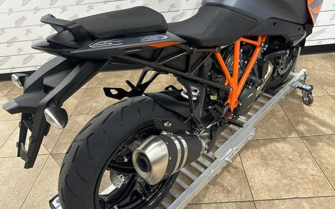 2024 KTM 1290 Super Duke GT