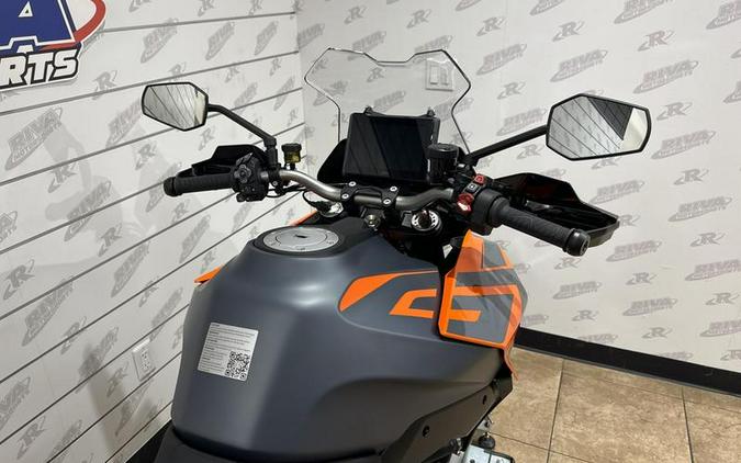 2024 KTM 1290 Super Duke GT