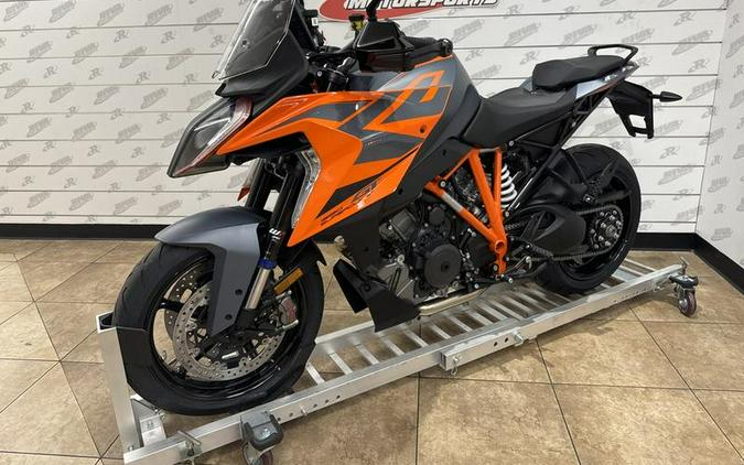 2024 KTM 1290 Super Duke GT