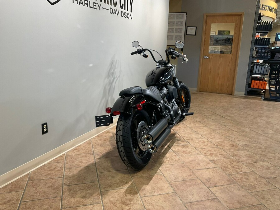 2024 Harley-Davidson Street Bob 114 Vivid Black FXBBS