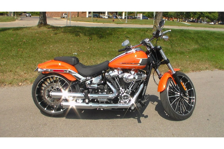 2023 Harley-Davidson® Softail® Breakout®