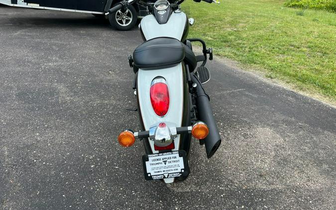 2022 Kawasaki Vulcan 900 Classic