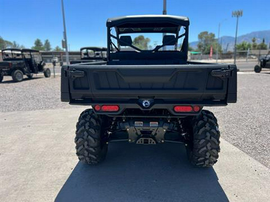 2023 Can-Am Defender 6x6 XT HD10