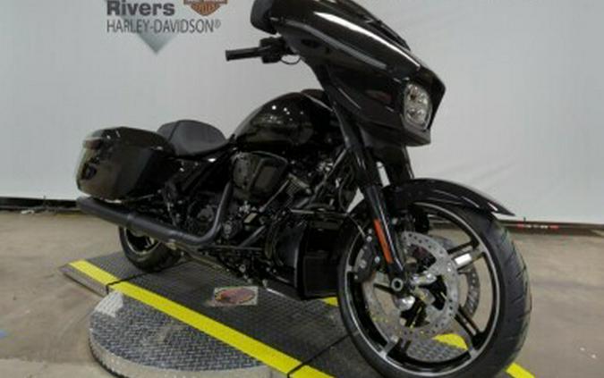 2024 Harley-Davidson® Street Glide® Vivid Black – Black Finish