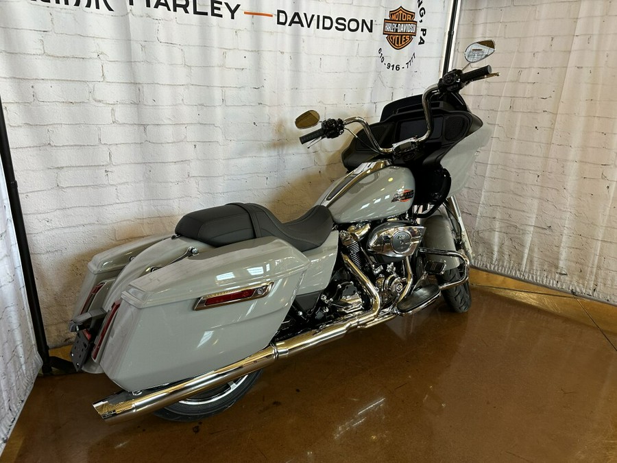 2024 Harley-Davidson Road Glide® FLTRX Billiard Gray