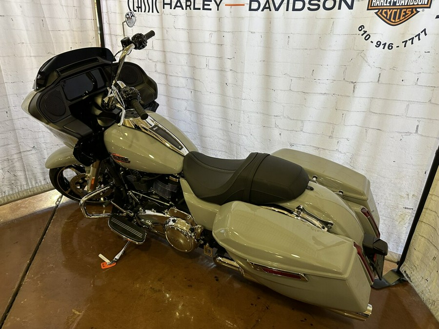 2024 Harley-Davidson Road Glide® FLTRX Billiard Gray