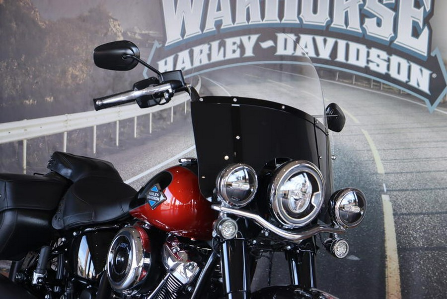2025 Harley-Davidson® FLHC - Heritage Classic