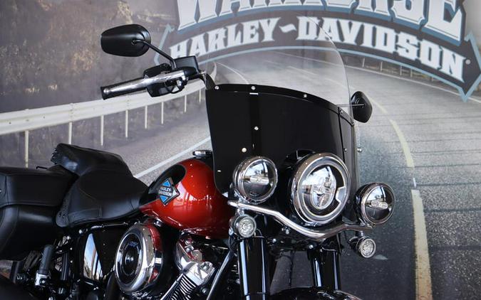 2025 Harley-Davidson® FLHC - Heritage Classic