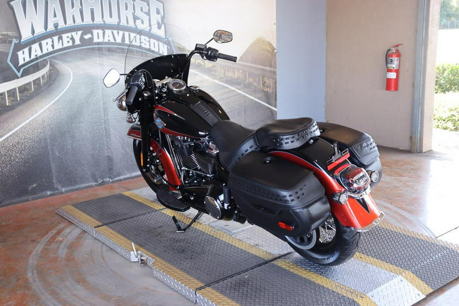 2025 Harley-Davidson® FLHC - Heritage Classic