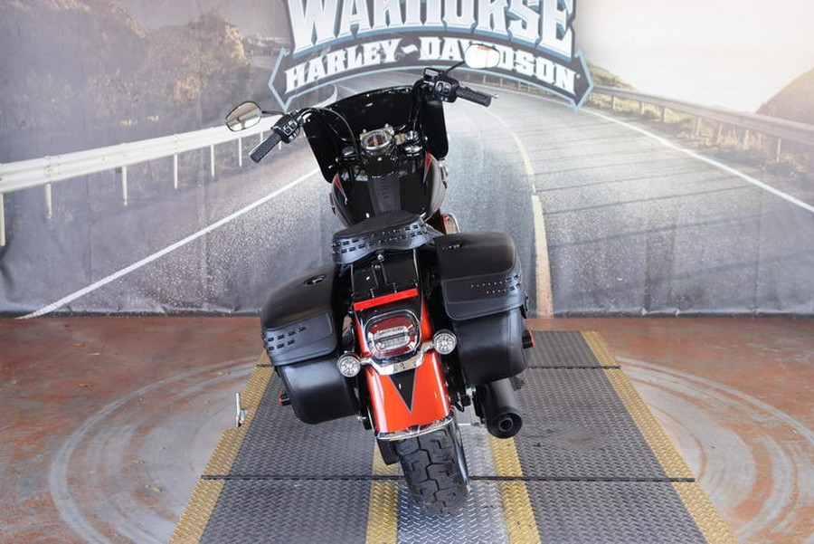 2025 Harley-Davidson® FLHC - Heritage Classic