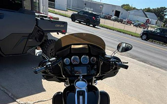2015 Harley-Davidson Ultra Limited Low