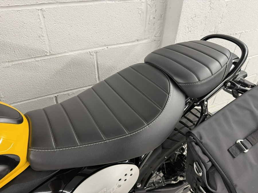 2026 Triumph Scrambler 400 XC