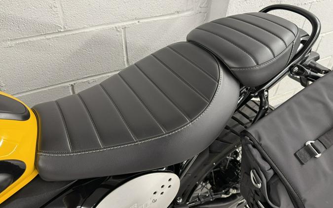 2026 Triumph Scrambler 400 XC
