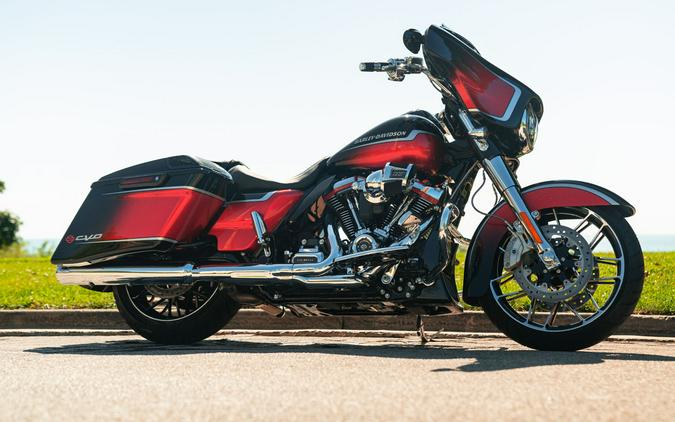 2021 Harley-Davidson CVO™ Street Glide®