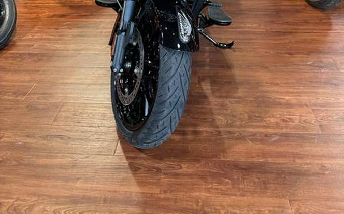 2024 Indian Motorcycle® Challenger® Black Metallic