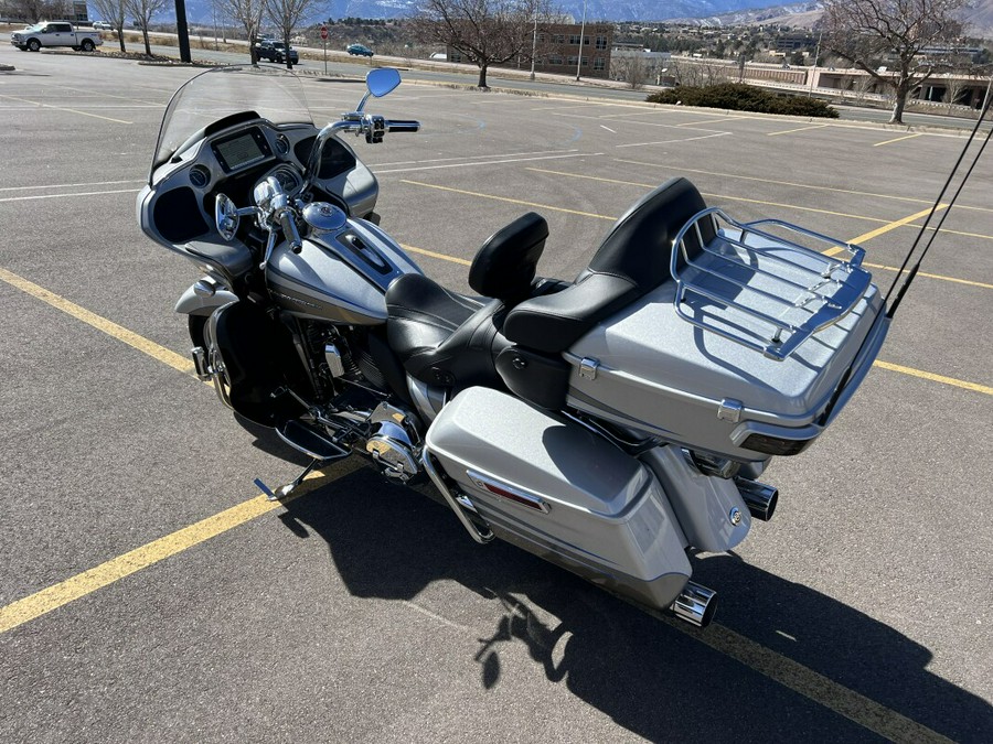 2016 CVO™ Road Glide® Ultra