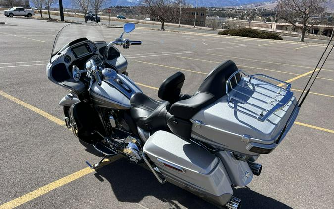 2016 CVO™ Road Glide® Ultra