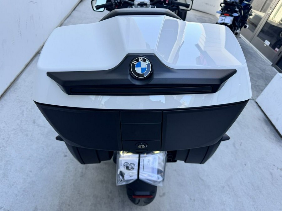 2026 BMW R 1300 RT Alpine White 3
