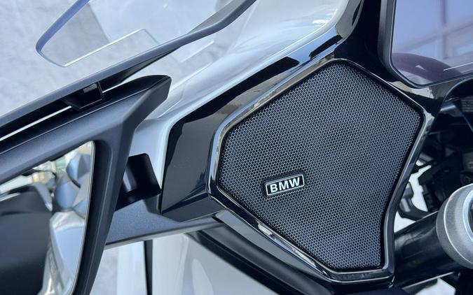 2026 BMW R 1300 RT Alpine White 3