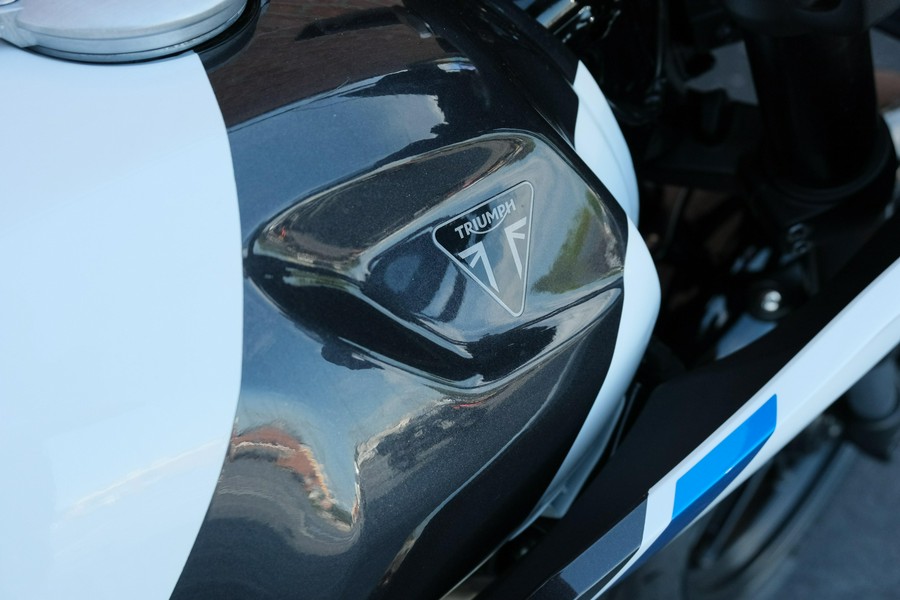 2025 Triumph Thruxton 400