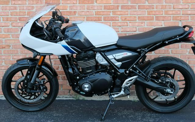 2025 Triumph Thruxton 400