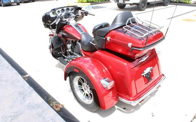 2018 Harley-Davidson Tri Glide Ultra FLHTCUTG