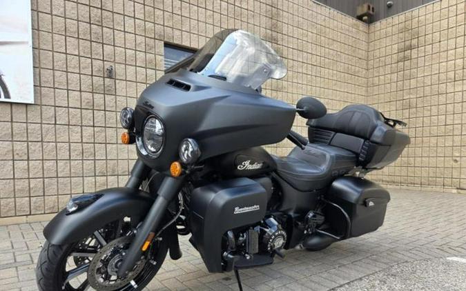 2023 Indian Motorcycle® Roadmaster® Dark Horse® Black Smoke