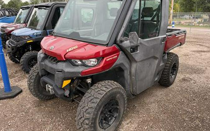 2017 Can-Am Defender XT CAB HD10