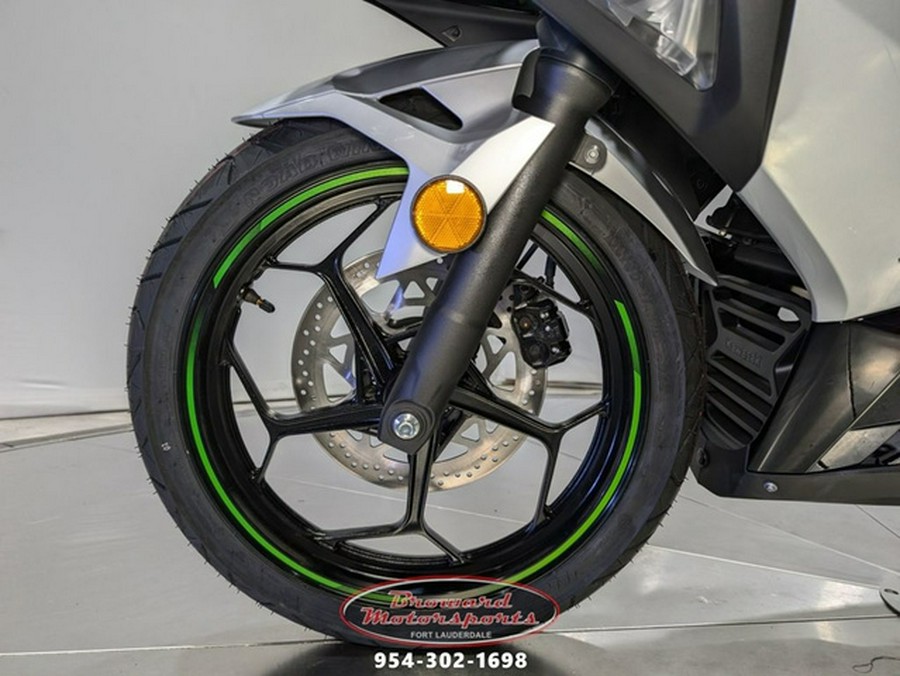 2024 Kawasaki Ninja e-1 ABS